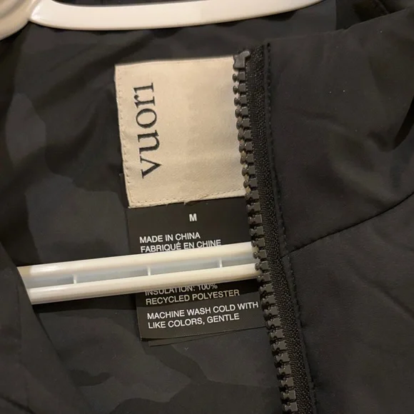 Men's Black Vuori Echo Vest - Picture 2 of 4